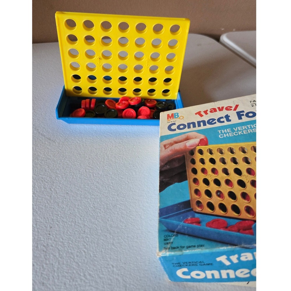 Vintage 1983 Milton Bradley Travel Connect Four Vertical Checkers Game⁷ - Picture 2 of 6
